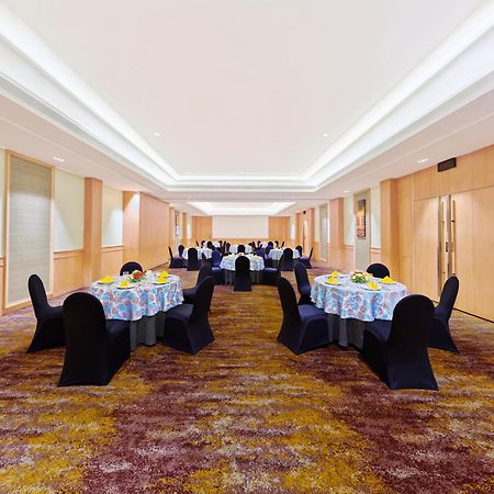 The Resort Mumbai Exterior photo