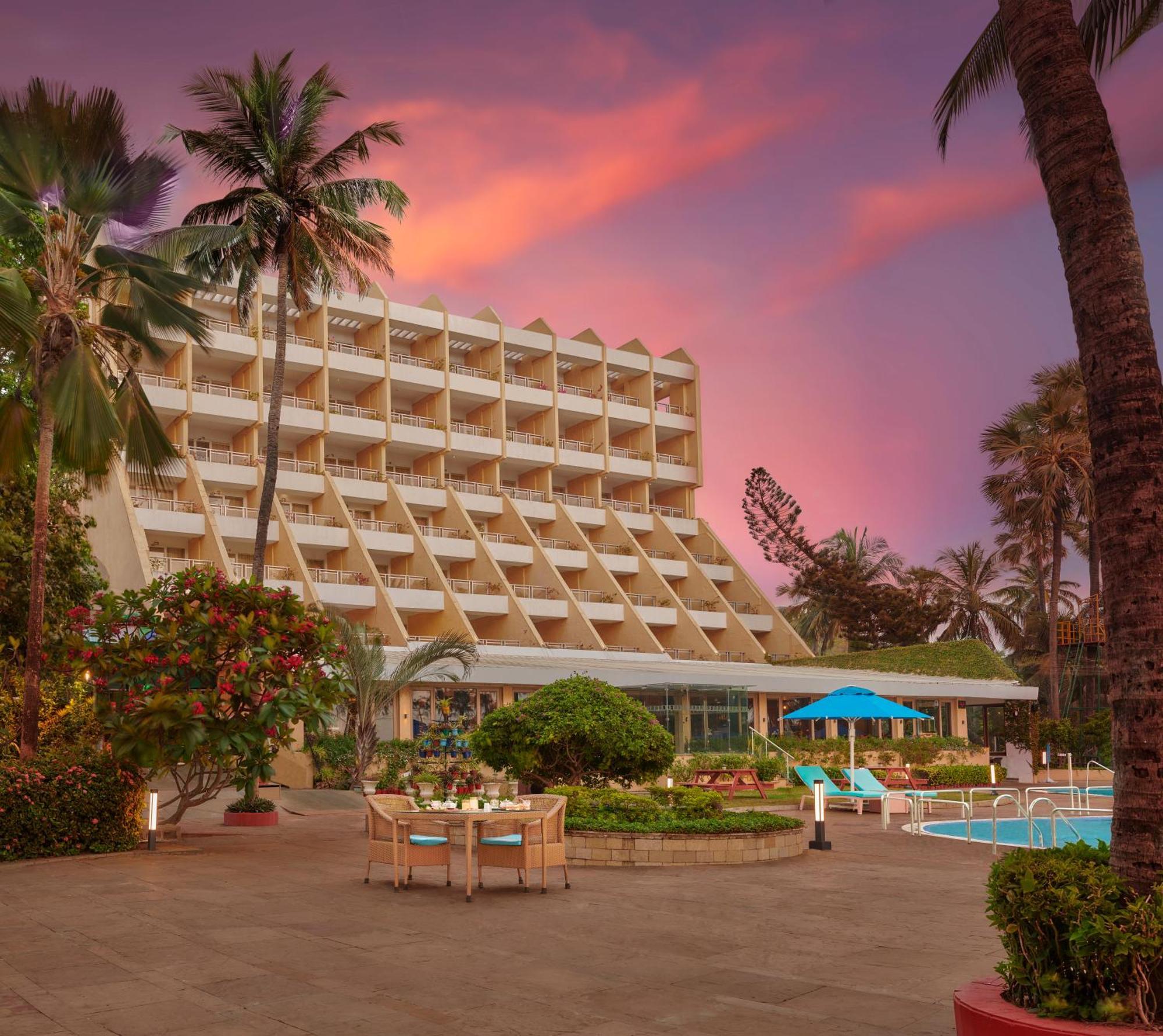 The Resort Mumbai Exterior photo